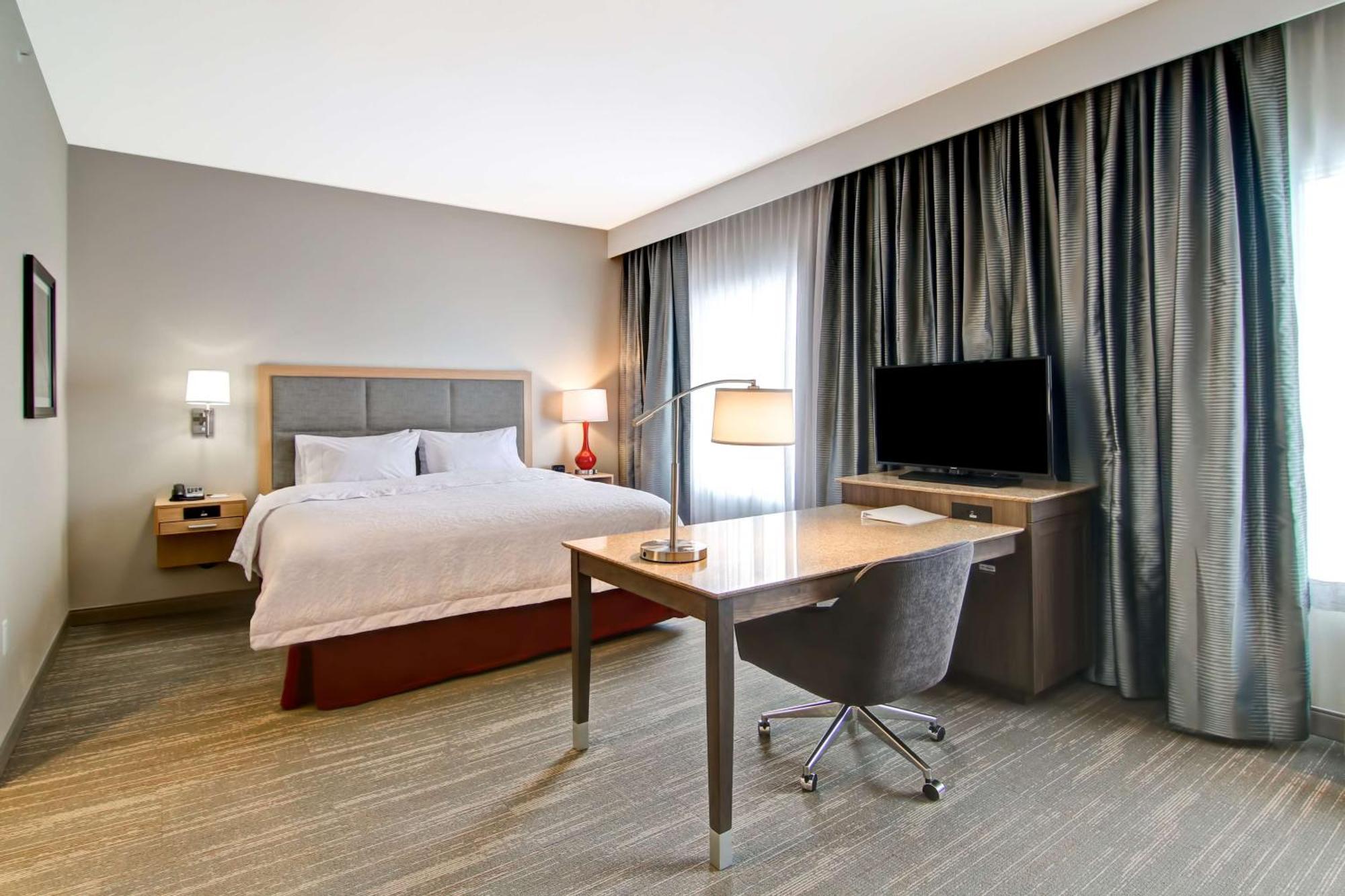 Hampton Inn & Suites By Hilton Grande Prairie Zewnętrze zdjęcie