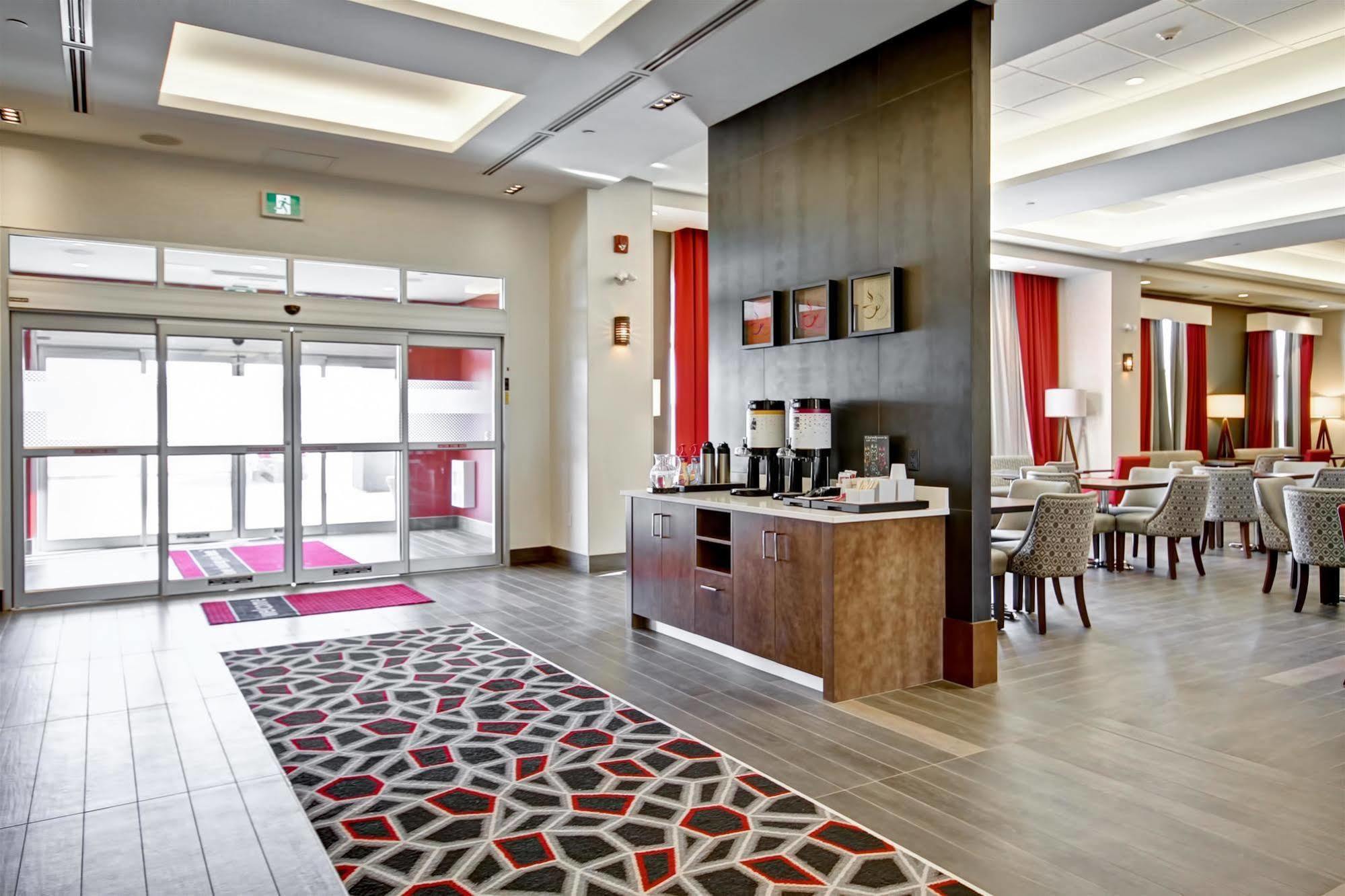 Hampton Inn & Suites By Hilton Grande Prairie Zewnętrze zdjęcie